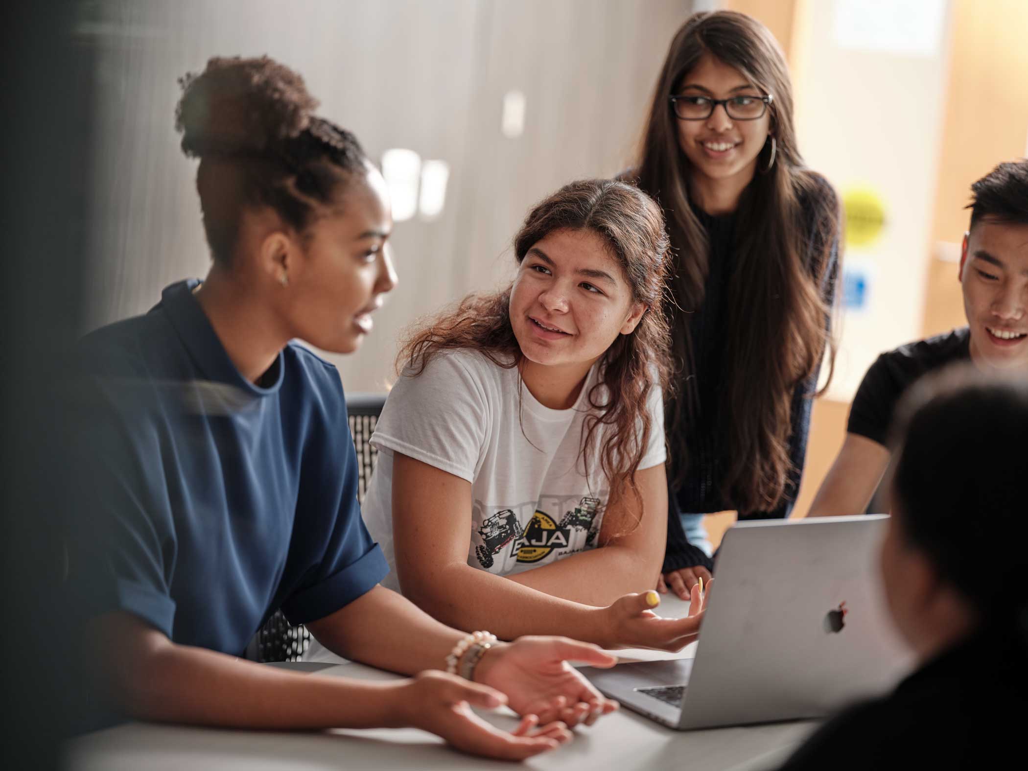 Students group chatting