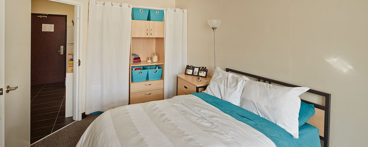 Residence Suite: Bedroom