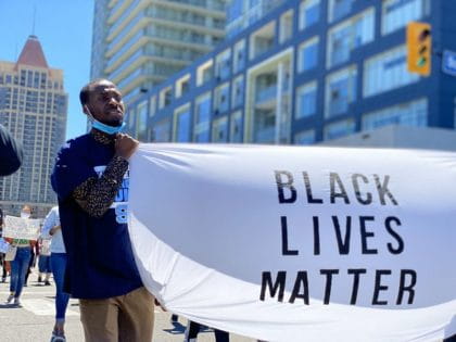 Attendee at the SBSA-organized solidarity march