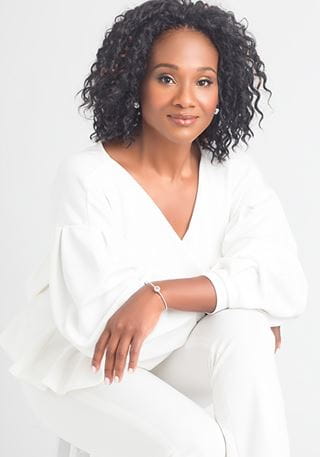 Alicia Sullivan headshot