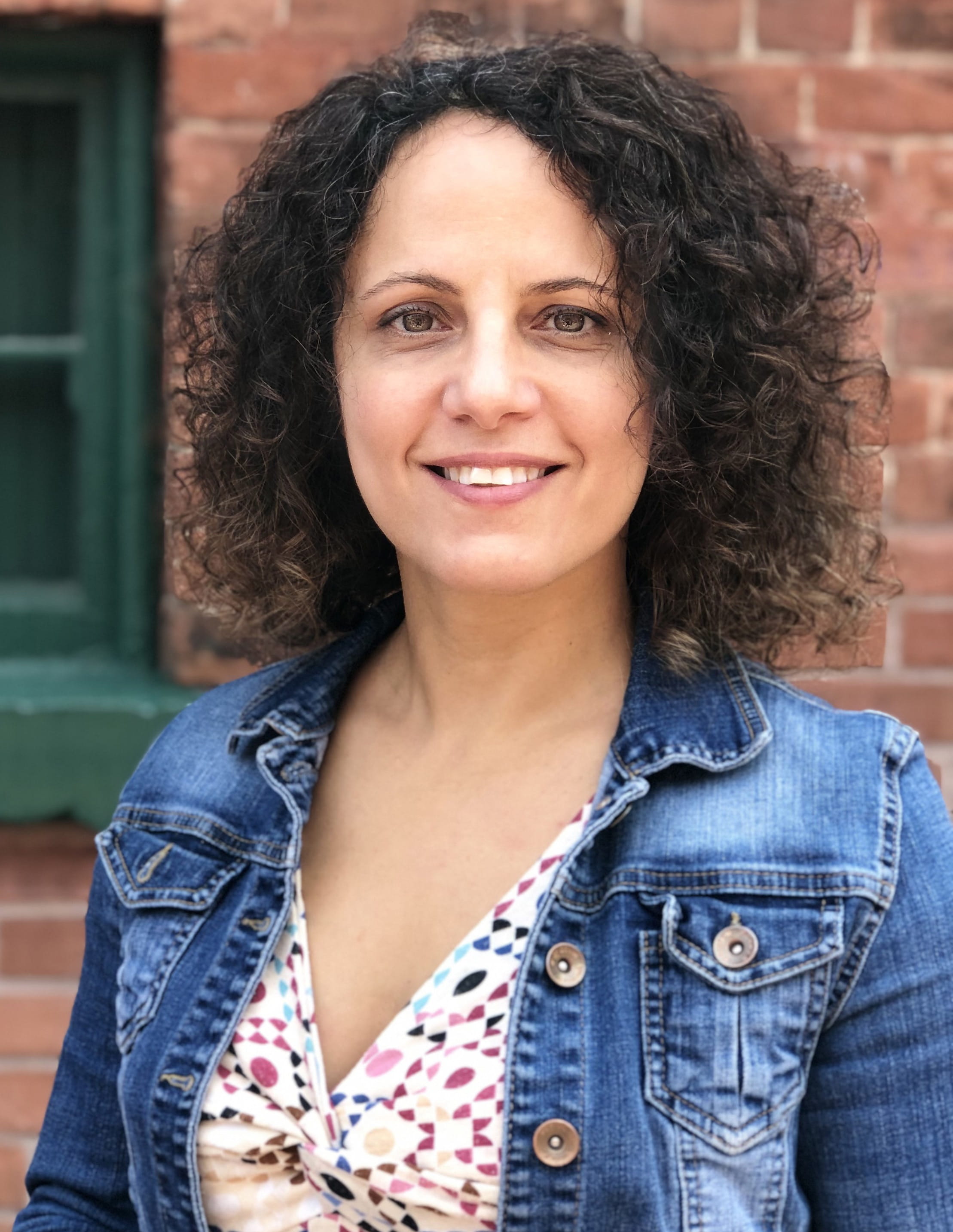 Headshot of Sheridan BFTV professor Sibel Guvenc