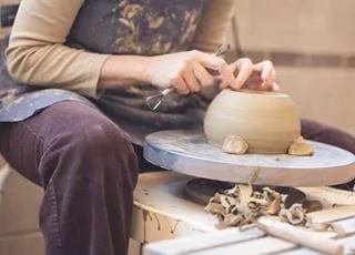 potter spinning wheel