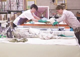 textile students screen printing